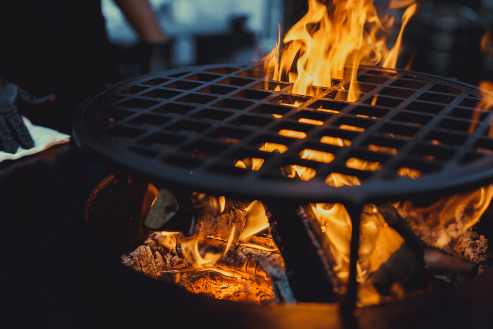 Spareribs op de kamado: temperatuur, tijd en rookhout
